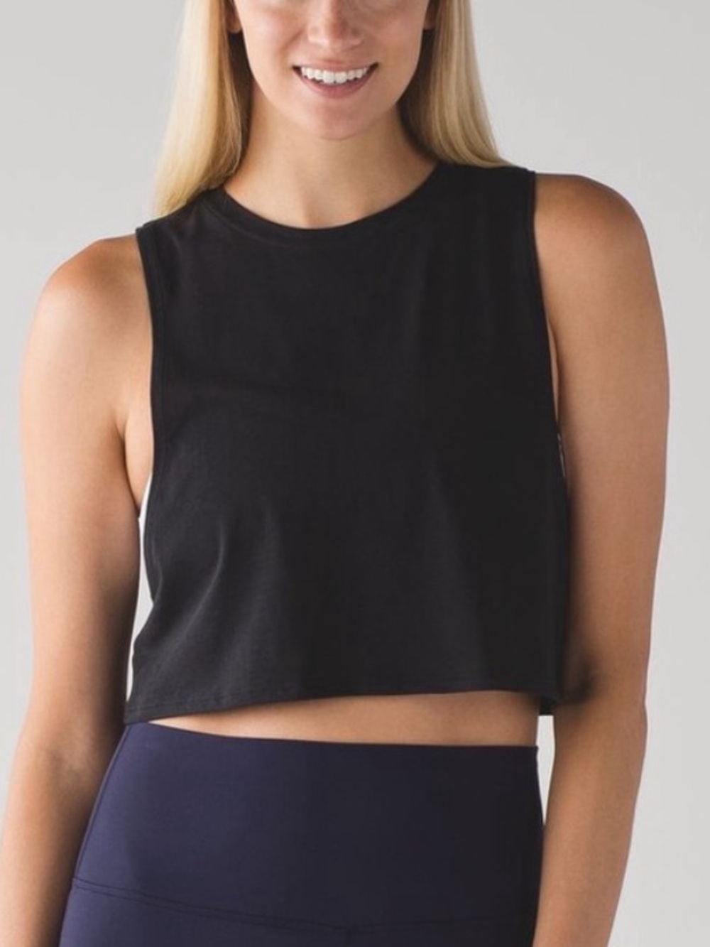 Lululemon Black Muscle Love Crop